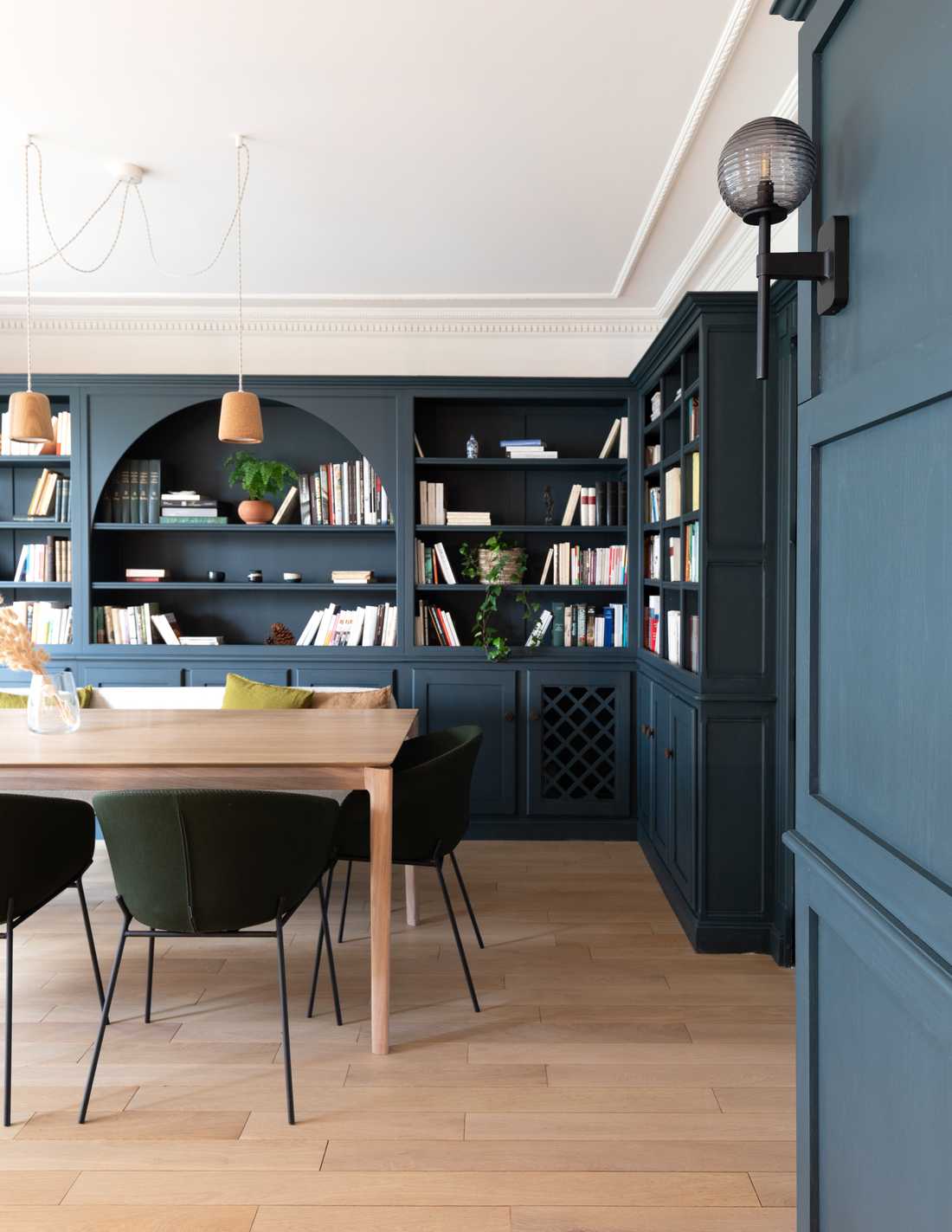 Relooking déco de la salle à manger d'un appartement à Tours 
