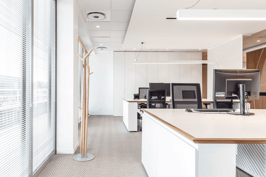 Aménagement interieur des bureaux d'une entreprise par un architecte d'intérieur à Tours