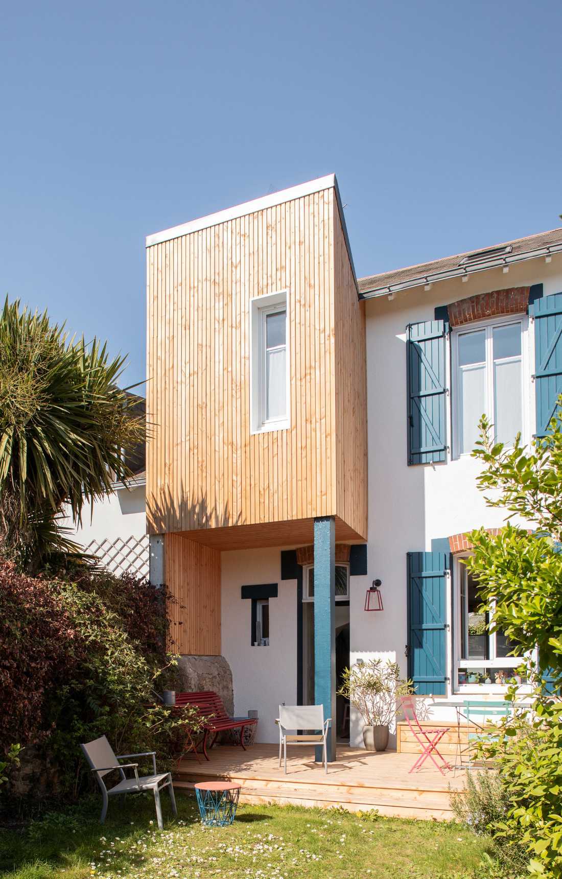 Architect-designed townhouse extension in Tours