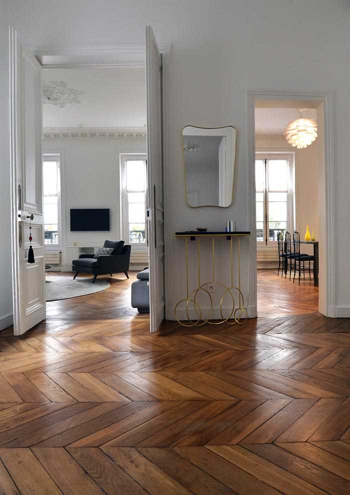 Relooking d'intérieur d'un appartement haussmannien