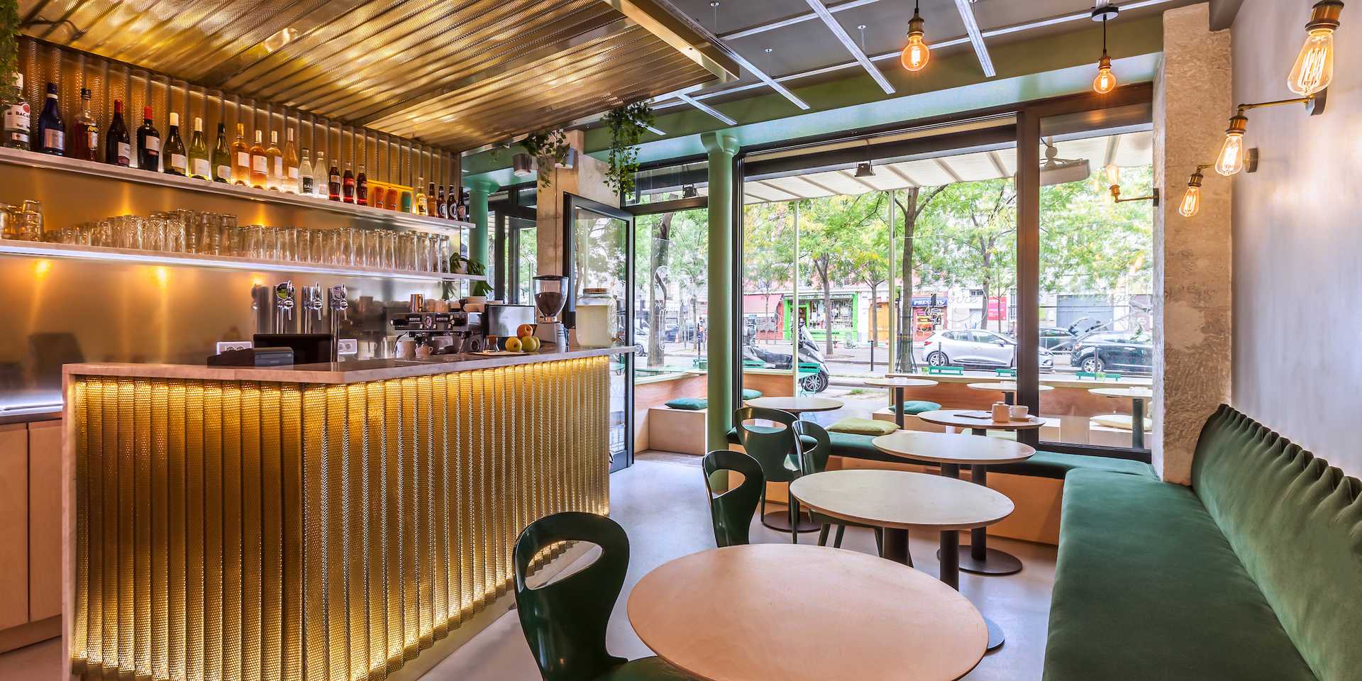 Coffee shop à Tours aménagé par un architecte spécialiste de l'architecture commerciale