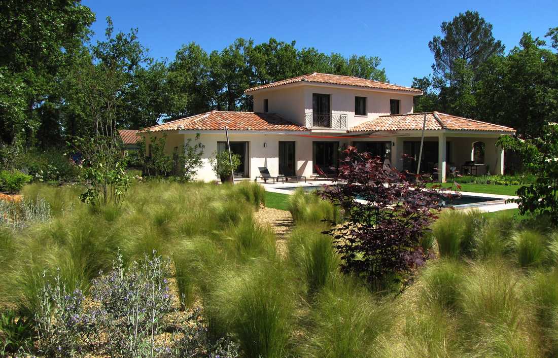 Jardin de graminées conçu par un paysagiste en Touraine