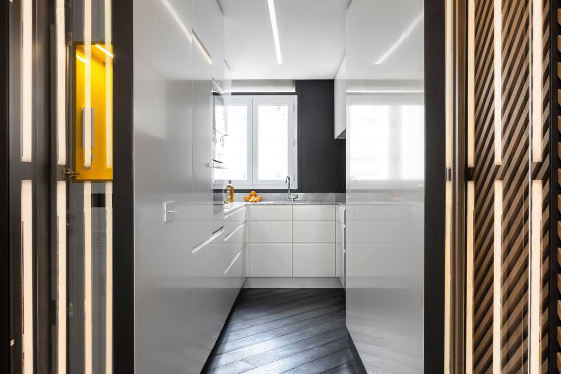 Rénovation de la cuisine de l'appartement par un architecte d'intérieur à Tours